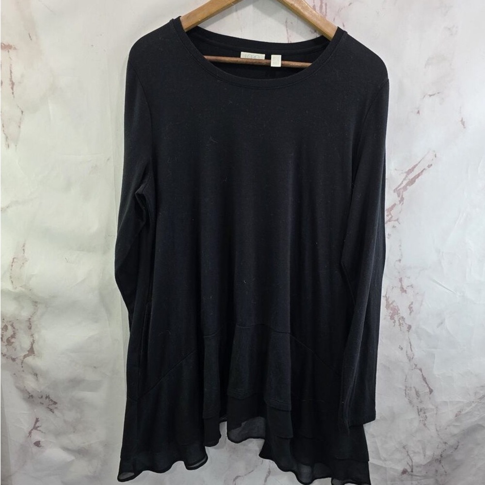 Chic Black Women's Tunic Top